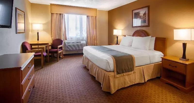 בית מלון כפרי Best Western Maritime Inn