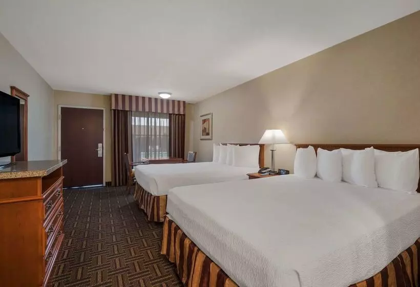 酒店 Best Western Norwalk Inn