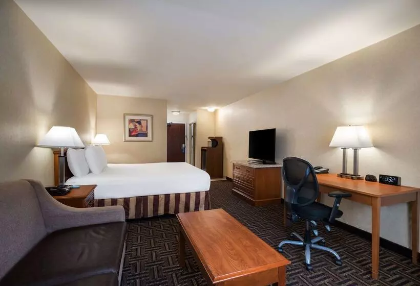 酒店 Best Western Norwalk Inn