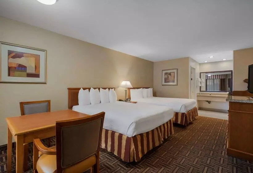 酒店 Best Western Norwalk Inn