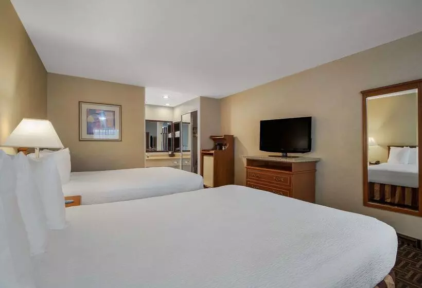 酒店 Best Western Norwalk Inn