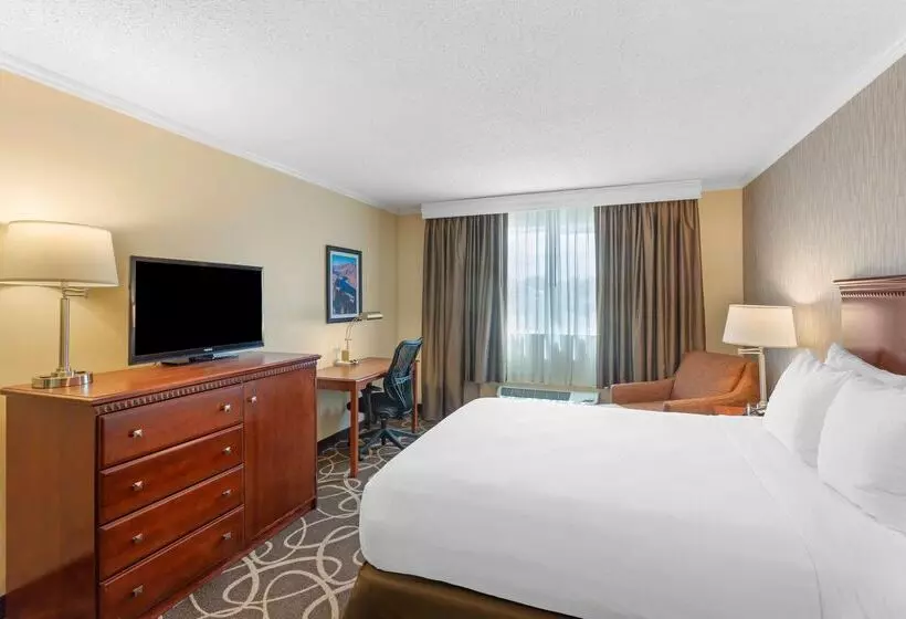 Отель Best Western Plus Burley Inn & Convention Center