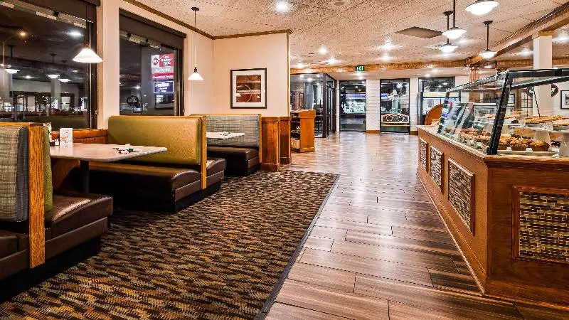 Отель Best Western Plus Burley Inn & Convention Center