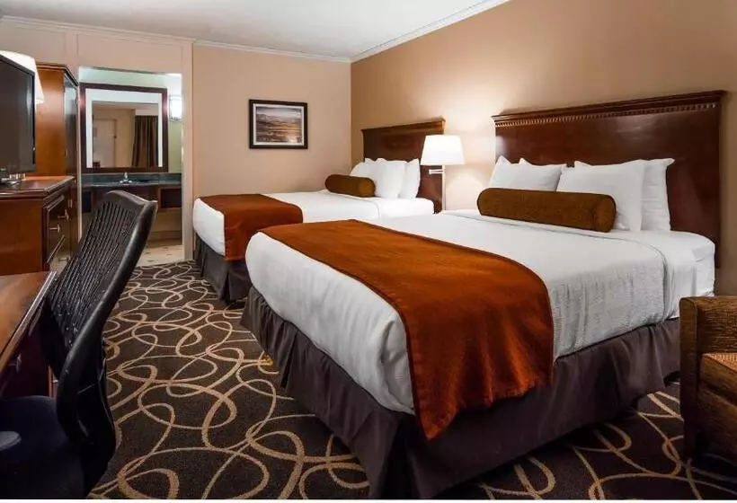 Отель Best Western Plus Burley Inn & Convention Center