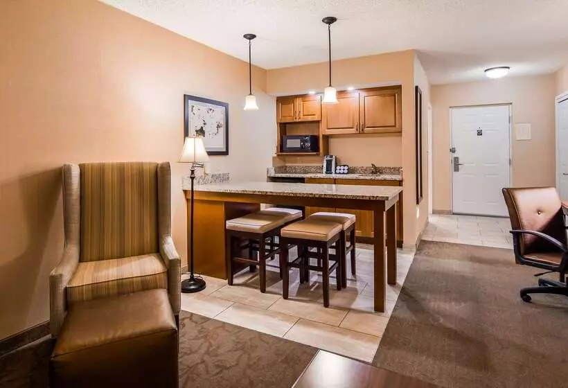 Отель Best Western Plus Country Cupboard Inn