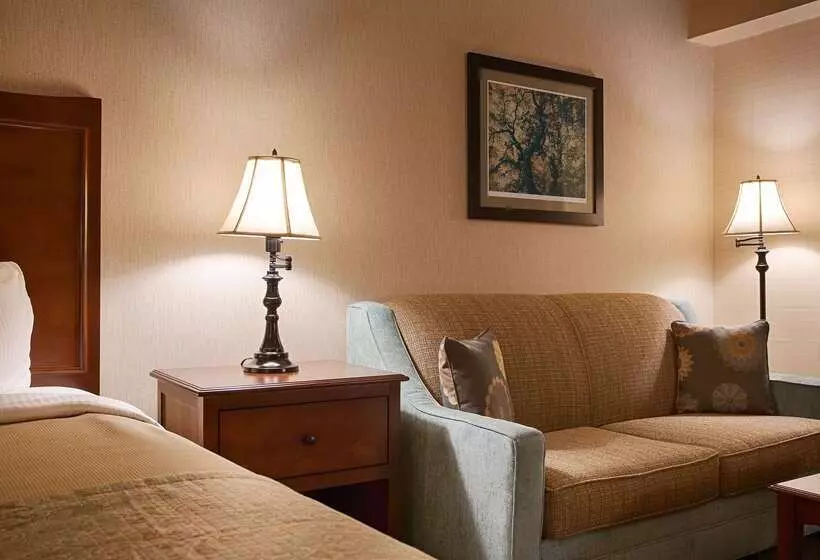 Отель Best Western Plus Country Cupboard Inn