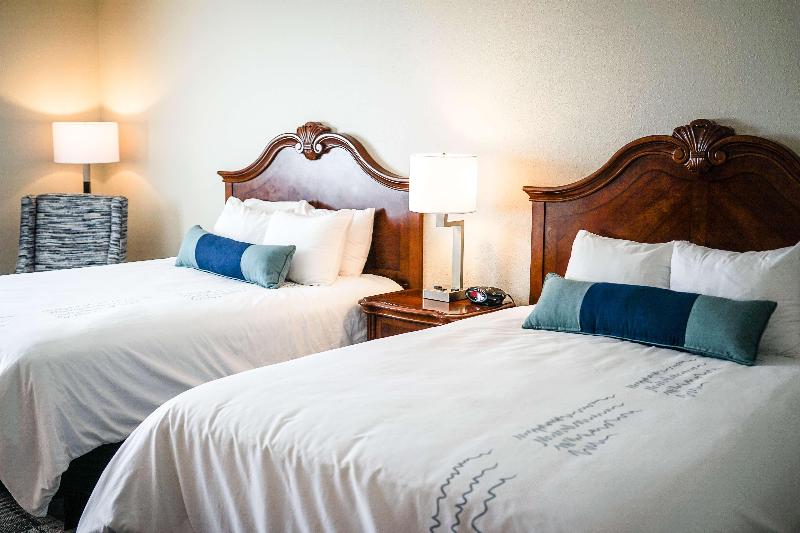 Best Western Plus Dubuque Hotel And Conference Center