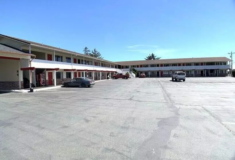 Otel Brookings Inn Resort