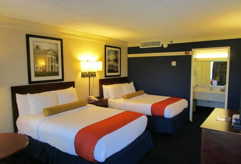 Hotel Cavalier Inn At The University