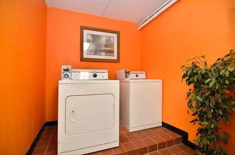 Отель Clarion Inn & Conference Center