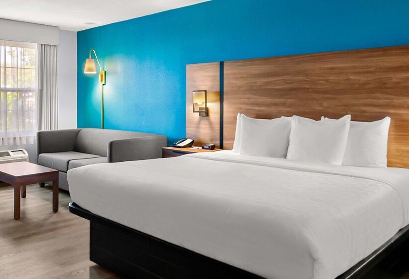 בית מלון כפרי Clarion Inn Falls Church-Arlington