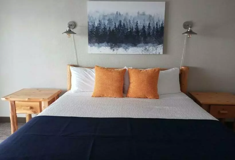 Hotel Cliff Dweller On Lake Superior