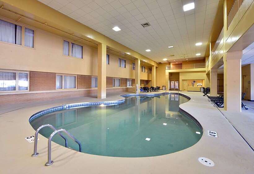 酒店 Comfort Inn & Suites