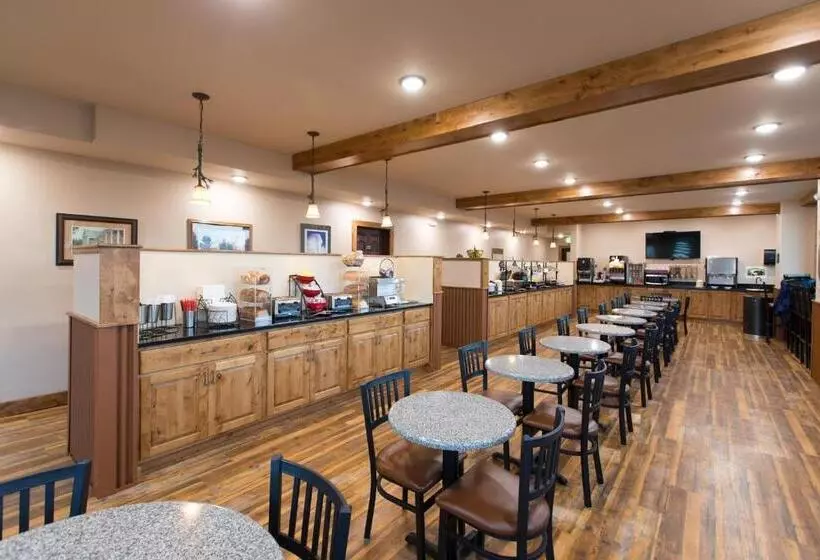 هتل Crosswinds Inn