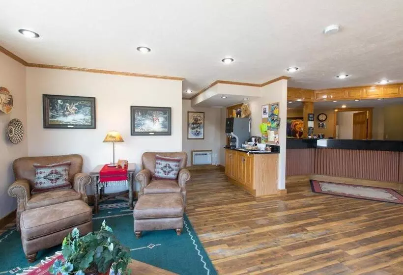 هتل Crosswinds Inn