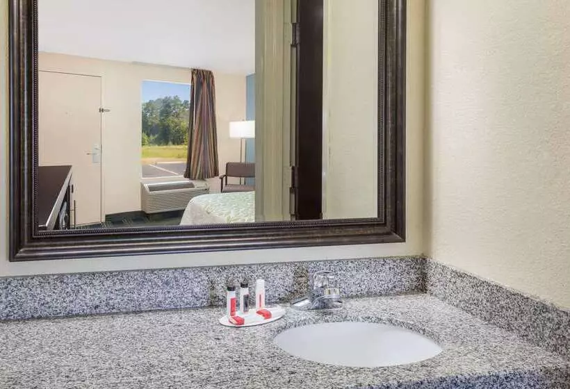 호텔 Days Inn By Wyndham Newberry South Carolina