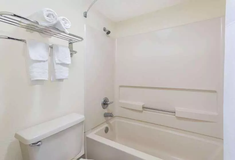 호텔 Days Inn By Wyndham Newberry South Carolina