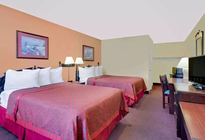 בית מלון כפרי Days Inn By Wyndham Waynesboro