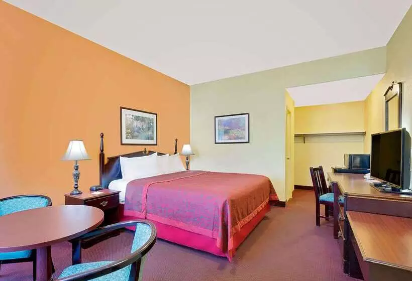 בית מלון כפרי Days Inn By Wyndham Waynesboro