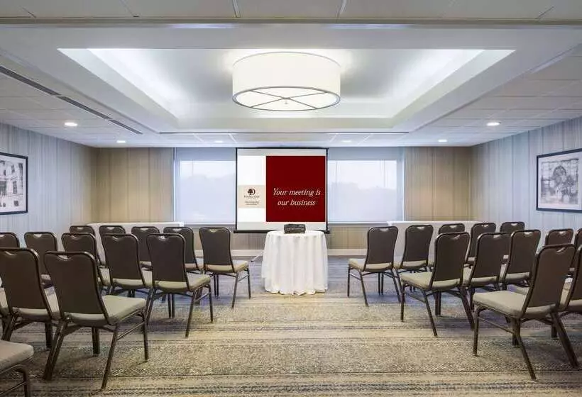 Doubletree By Hilton Hotel Laurel