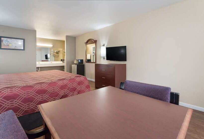 فندق Econo Lodge