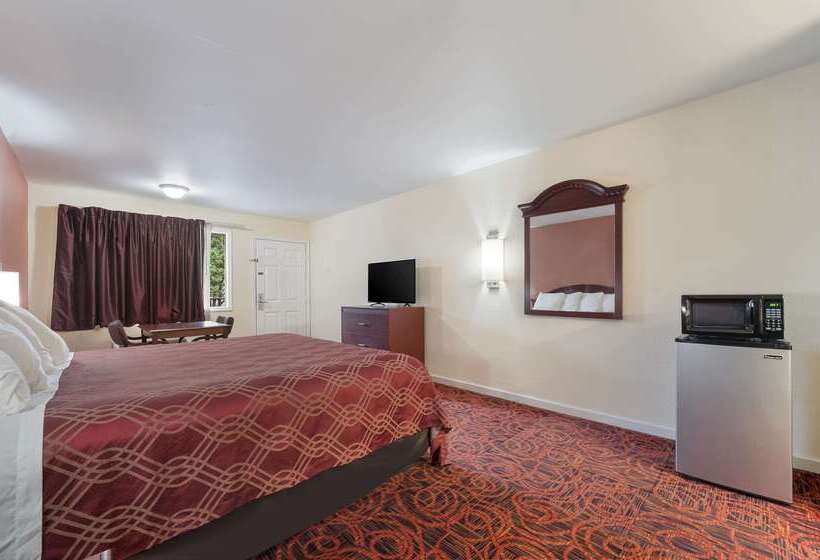 فندق Econo Lodge