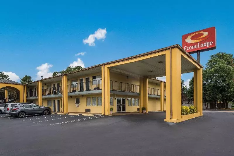 Отель Econo Lodge