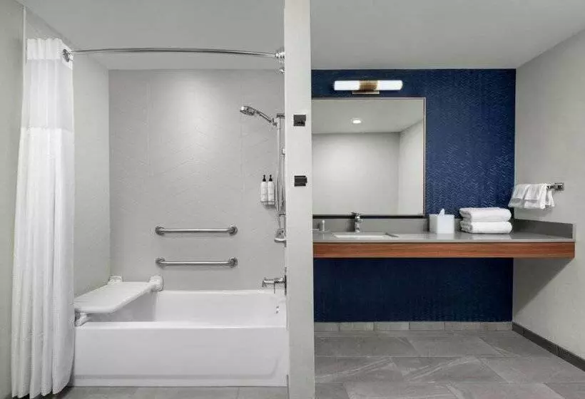 فندق Fairfield by Marriott Inn & Suites Atascadero