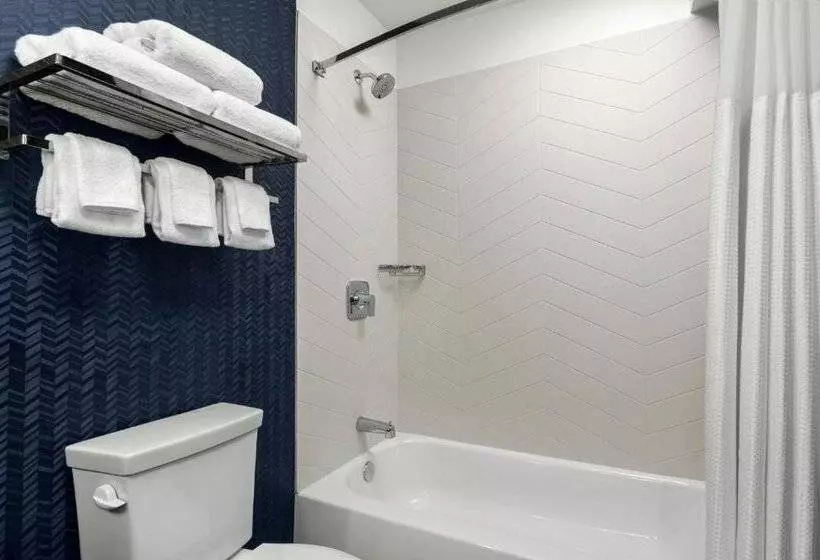 فندق Fairfield by Marriott Inn & Suites Atascadero