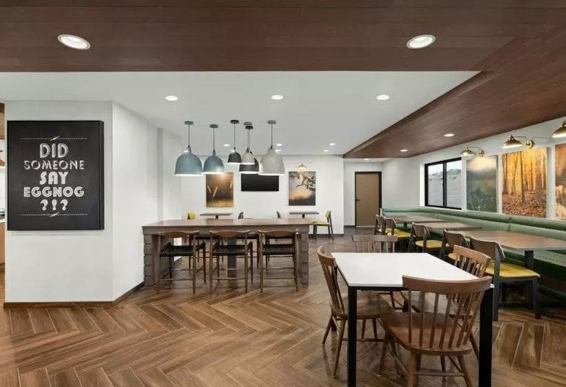 فندق Fairfield by Marriott Inn & Suites Atascadero