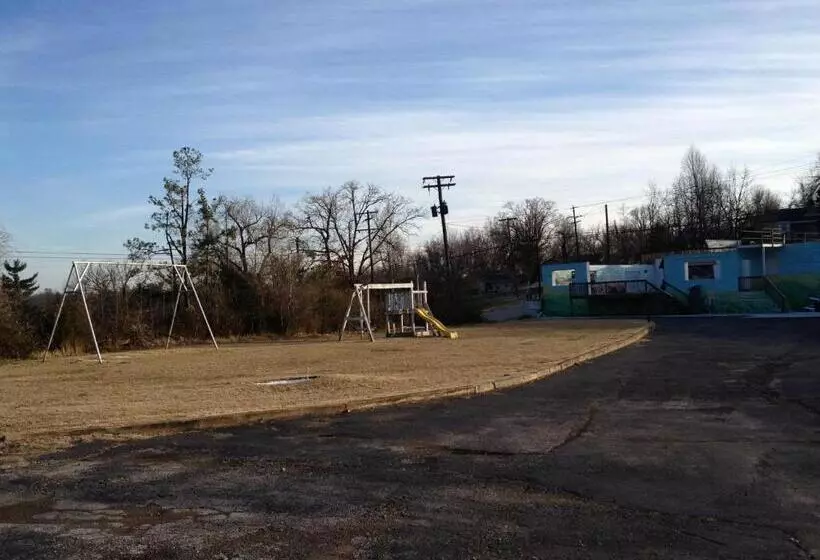 فندق Family Budget Inn Harrison