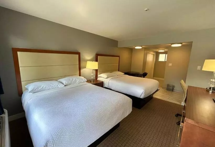 فندق Hillside Inn