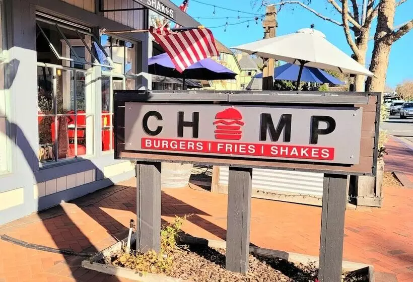 ホテル King Frederik Inn