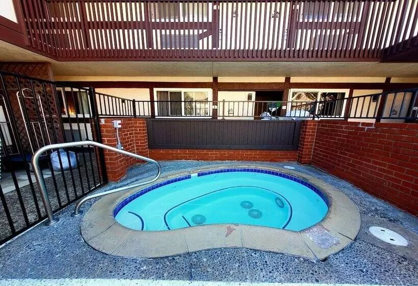 ホテル King Frederik Inn