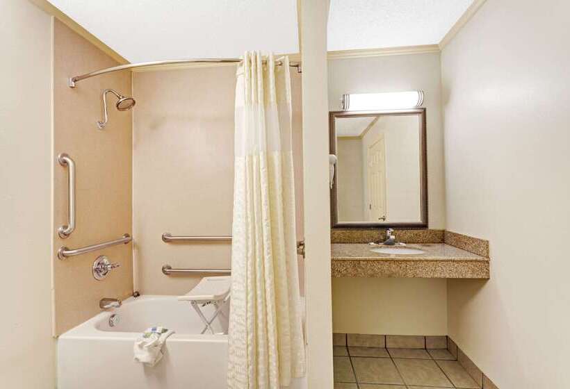 فندق Knights Inn Nashville