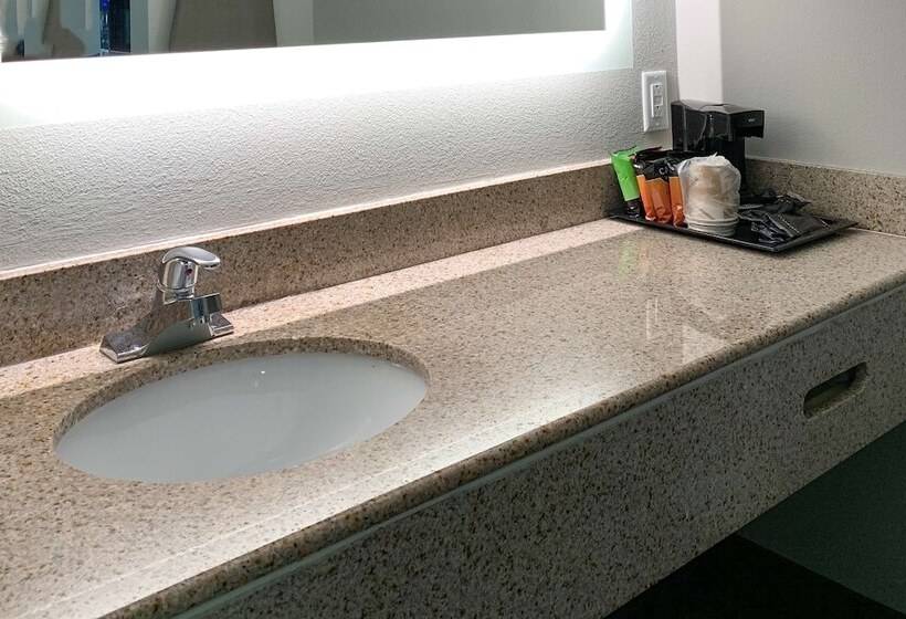 فندق Knights Inn Nashville