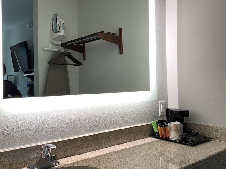 فندق Knights Inn Nashville