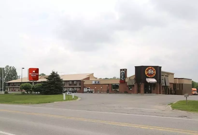 Magnuson Hotel Howell/brighton