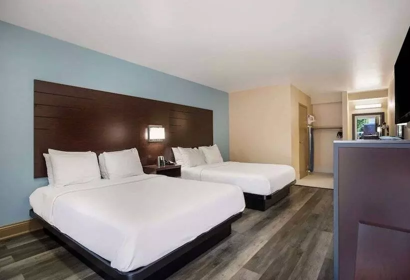 Surestay Hotel By Best Western Bardstown General Nelson