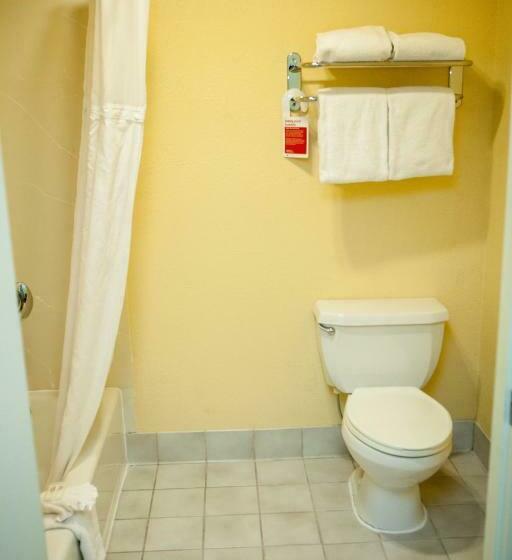 هتل Radisson West Sacramento