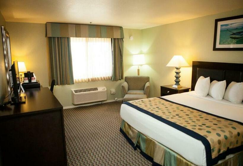 هتل Radisson West Sacramento