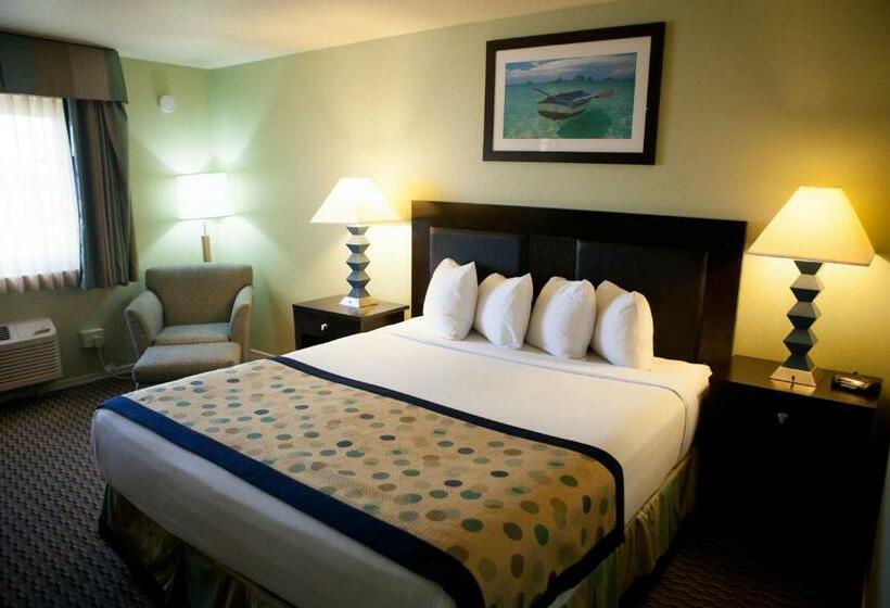 هتل Radisson West Sacramento