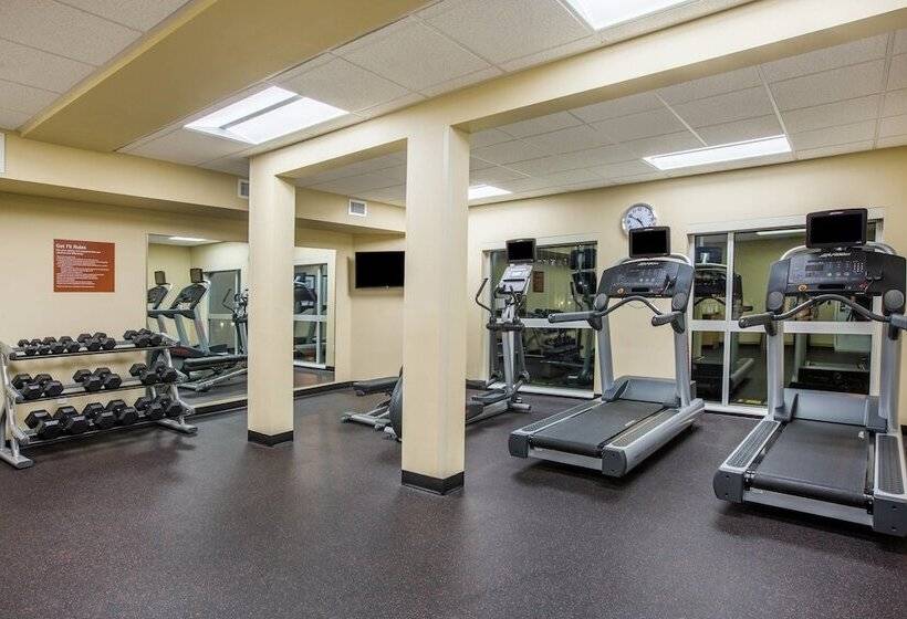 Otel Towneplace Suites By Marriott Olympia