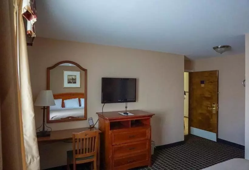 모텔 Budgetel Inn Glen Ellyn