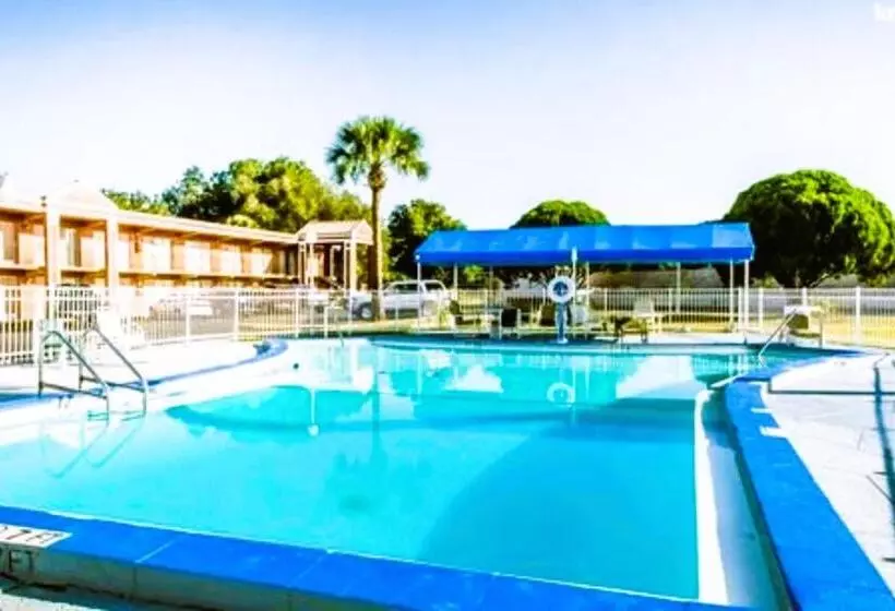 OYO Hotel Mustang Silverspring FL