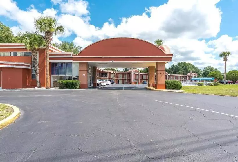 OYO Hotel Mustang Silverspring FL