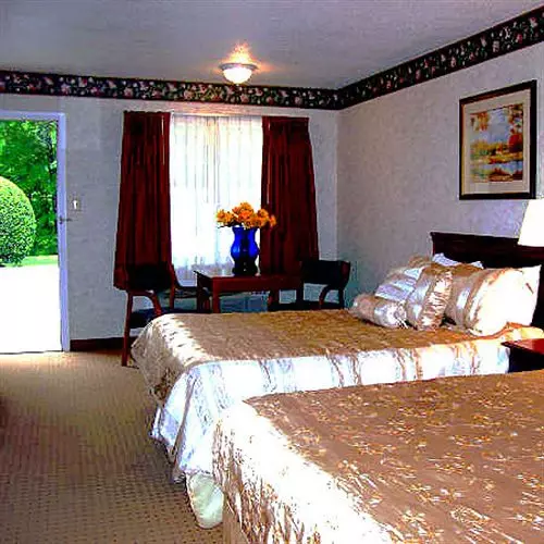 Durham Skyland Magnuson Hotel