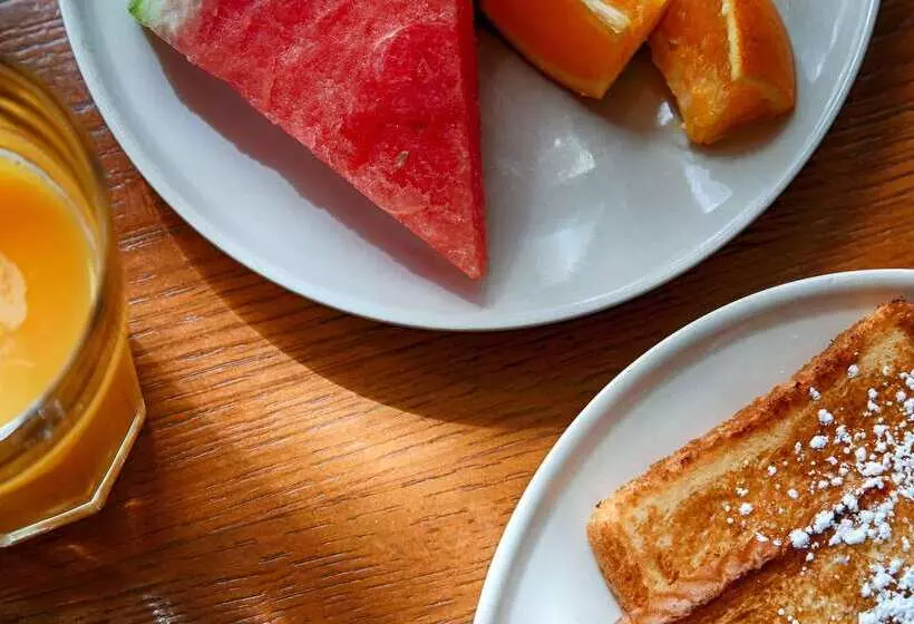 Otel Best Western Plus A Wayfarer S Inn & Suites