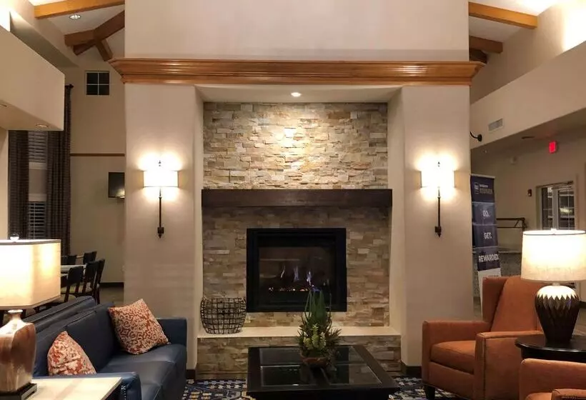 Otel Best Western Plus A Wayfarer S Inn & Suites