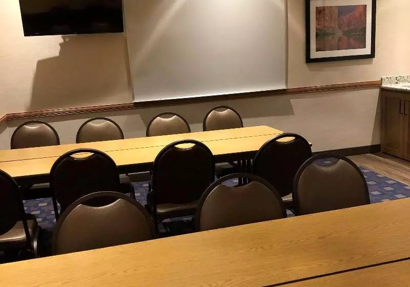 Otel Best Western Plus A Wayfarer S Inn & Suites